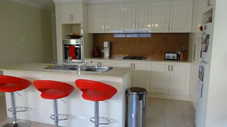 Third view of Homely house listing, 122 Hollows Circuit, Macgregor ACT 2615
