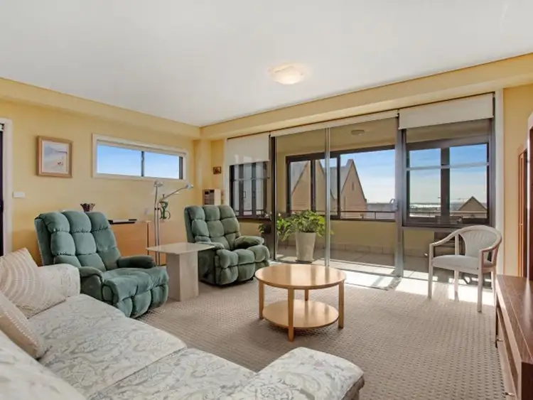 Third view of Homely apartment listing, 6/72 Wolfe Street, Newcastle NSW 2300