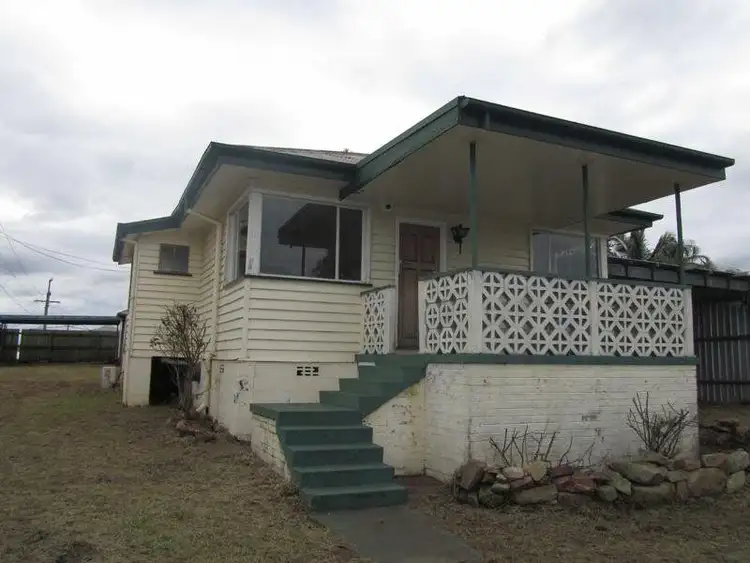 8 Churchill Street, Churchill QLD 4305