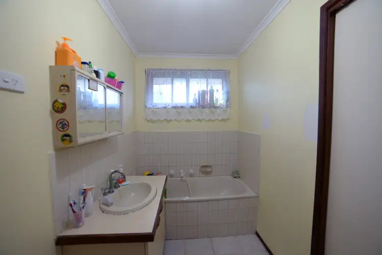 Seventh view of Homely unit listing, 2/21 WOODS CLOSE, Meadow Heights VIC 3048