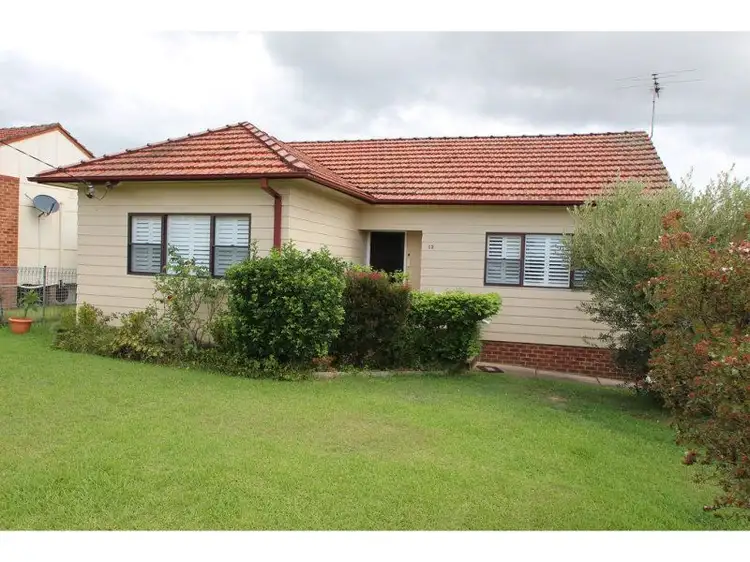 12 Douglas Street, Wallsend NSW 2287