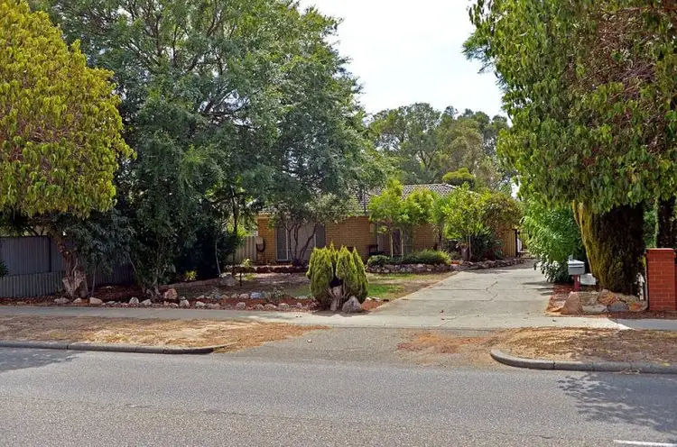 2070 Albany Hwy, Maddington WA 6109