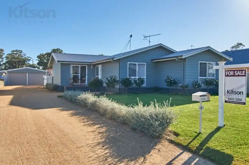 Main view of Homely house listing, 4 Rockliff Court, Lockhart NSW 2656