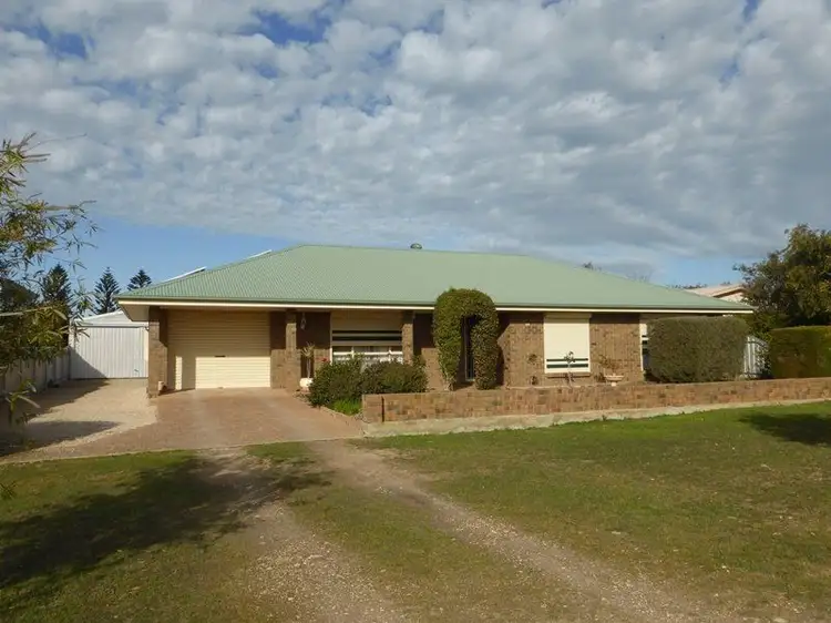 34 Sixth Street, Wool Bay SA 5575
