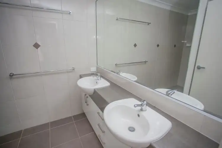 Sixth view of Homely unit listing, 5/22 Pine Street, Miles QLD 4415