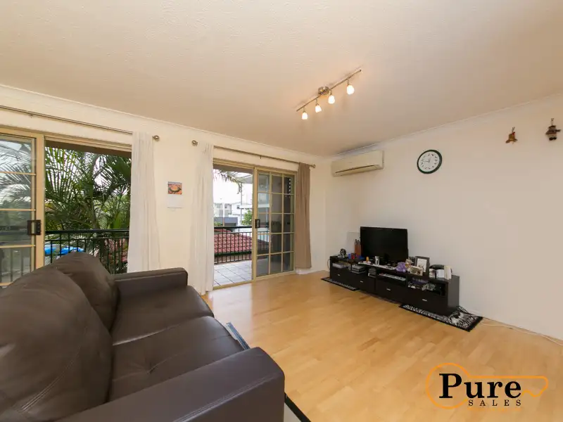 Main view of Homely apartment listing, 3/44 Days Avenue, Yeronga QLD 4104