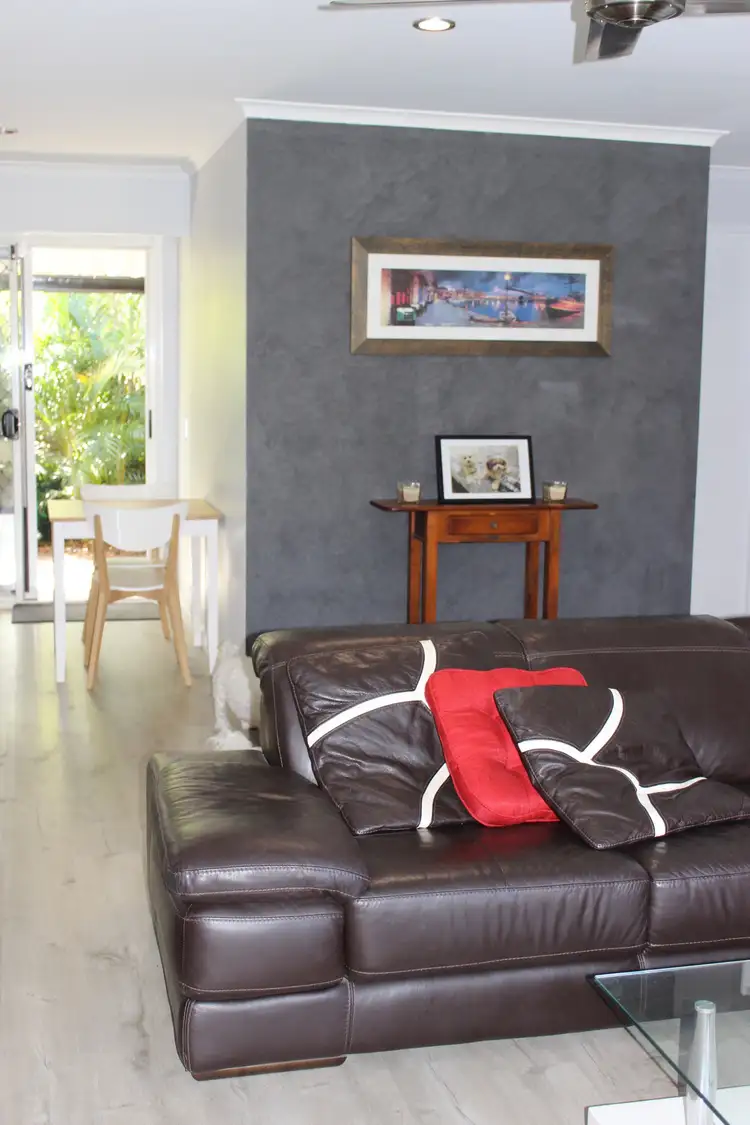 1/6 Paramount Place, Oxenford QLD 4210