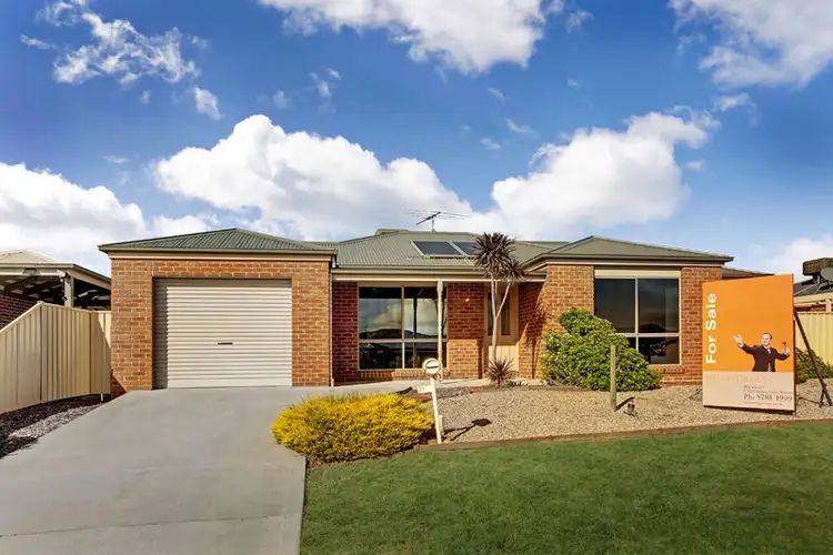 21 CHRYSTOBEL WAY, Kilmore VIC 3764