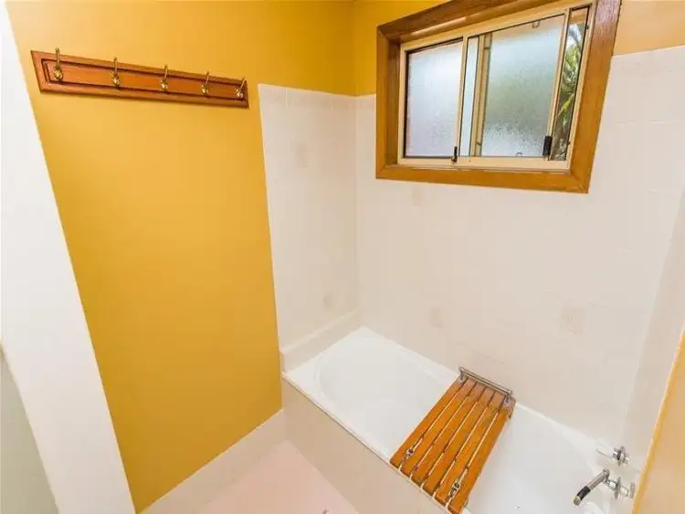 Sixth view of Homely house listing, 3 Canola Place, Estella NSW 2650