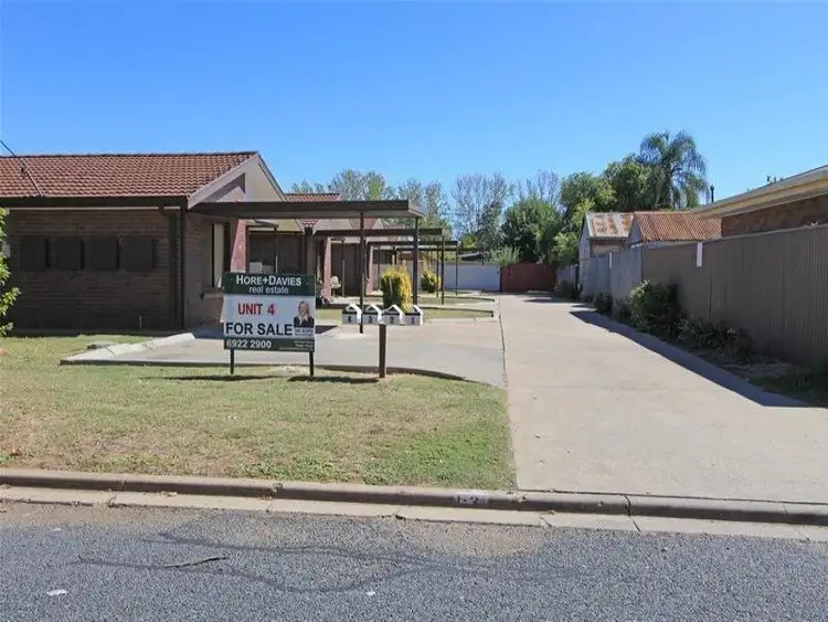 4/1 Lampe Avenue, Wagga Wagga NSW 2650