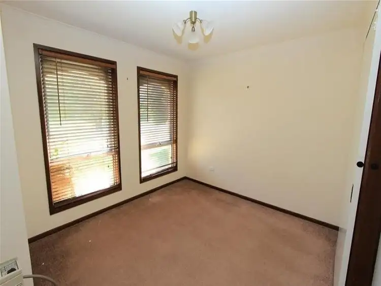 Fifth view of Homely house listing, 7 Gunyah Place, Glenfield Park NSW 2650