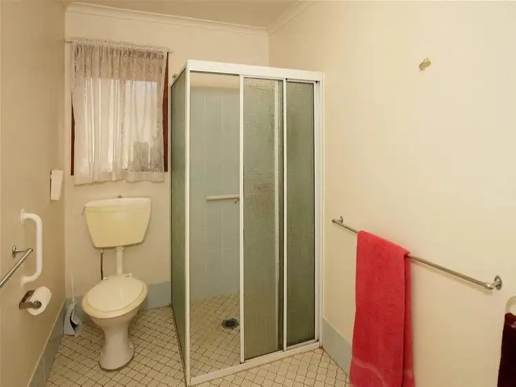 Sixth view of Homely unit listing, 2/34 Ashmont Avenue, Ashmont NSW 2650