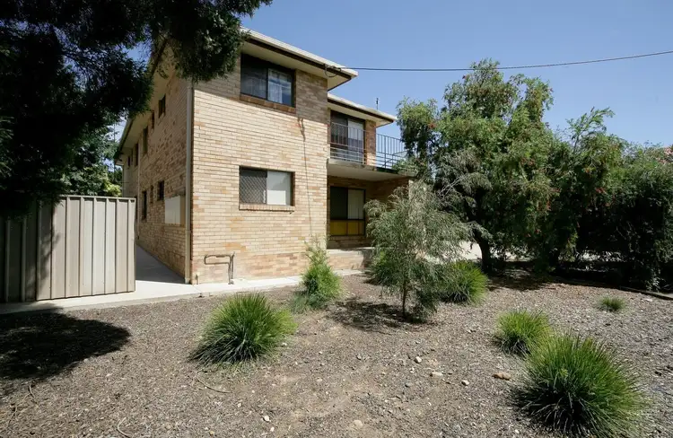 1/8 Edney Street, Kooringal NSW 2650