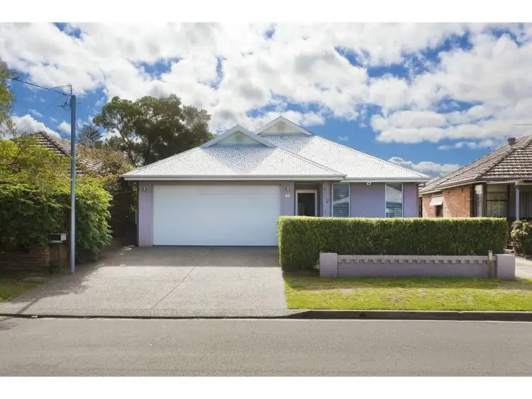 42 Hibberd Street, Hamilton South NSW 2303