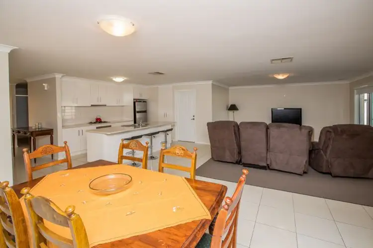 Fifth view of Homely house listing, 72 Mima Street, Glenfield Park NSW 2650