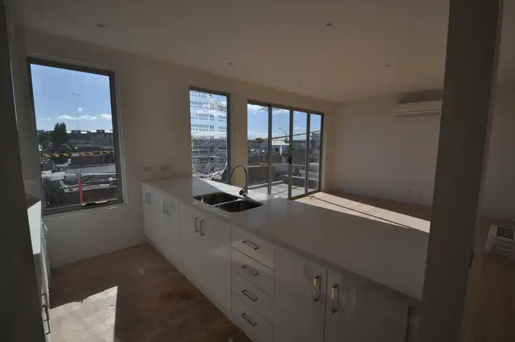 Fourth view of Homely apartment listing, 6/541 Plenty Road, Preston VIC 3072