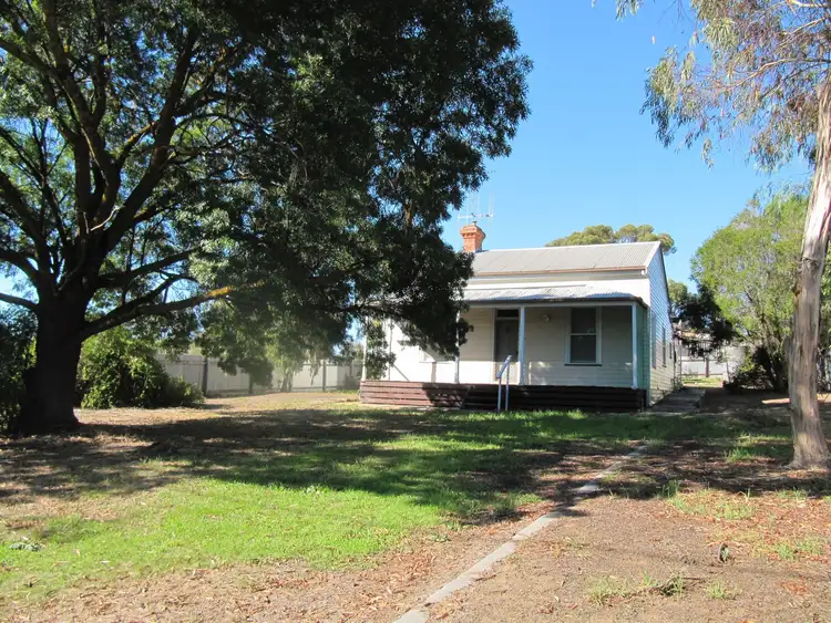 267 Allingham Street, Kangaroo Flat VIC 3555