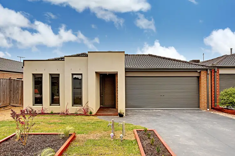 127 WALLARA WATERS BOULEVARD, Wallan VIC 3756