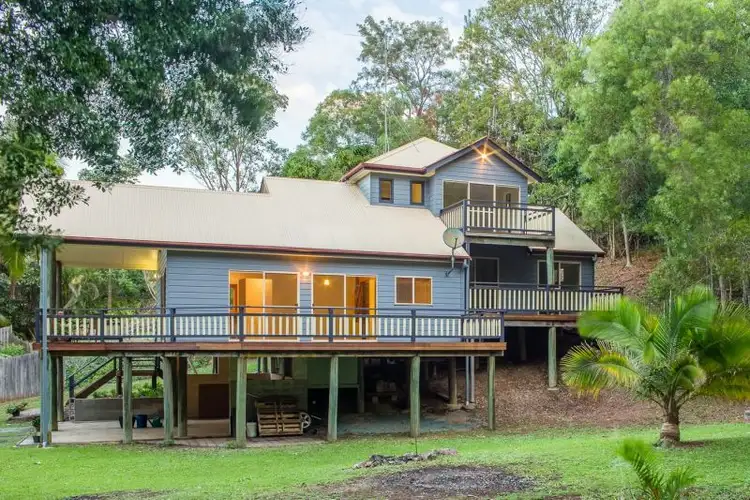 17 Inderwong Avenue, Ocean Shores NSW 2483