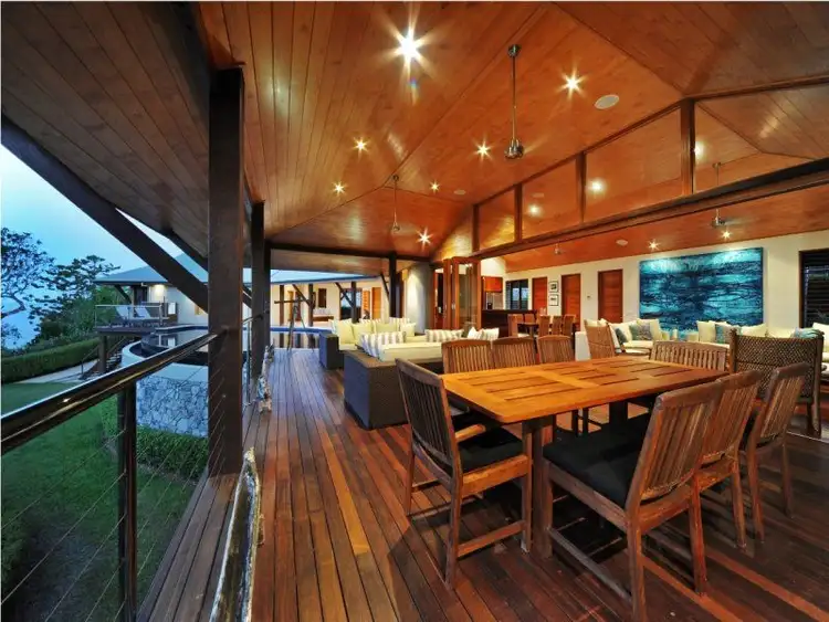 Papillon/10 Coral Sea Avenue, Hamilton Island QLD 4803