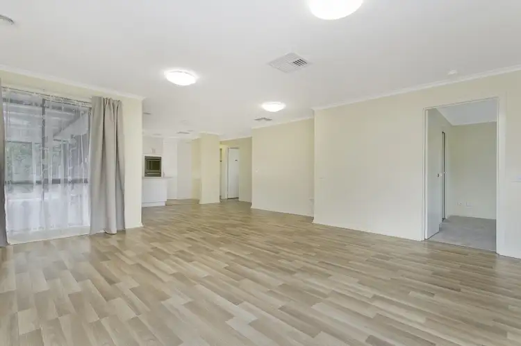Third view of Homely house listing, 5 MILLAR CLOSE, Wallan VIC 3756