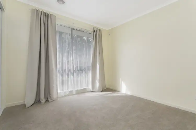 Sixth view of Homely house listing, 5 MILLAR CLOSE, Wallan VIC 3756