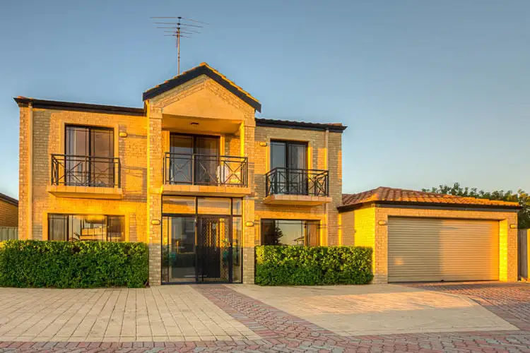 1/21 Caravel Way, Halls Head WA 6210