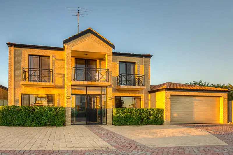 Main view of Homely house listing, 1/21 Caravel Way, Halls Head WA 6210