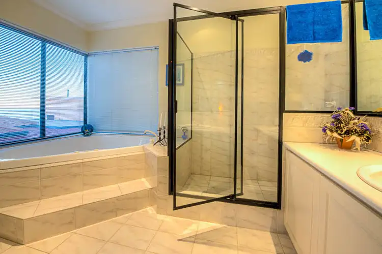 Fifth view of Homely house listing, 1/21 Caravel Way, Halls Head WA 6210