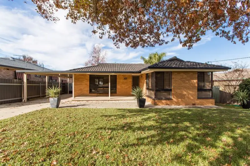 Main view of Homely house listing, 5 Alldis Place, Kooringal NSW 2650