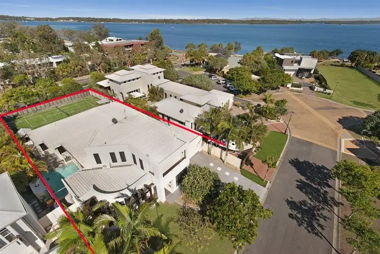 17 Seaside Drive, Banksia Beach QLD 4507