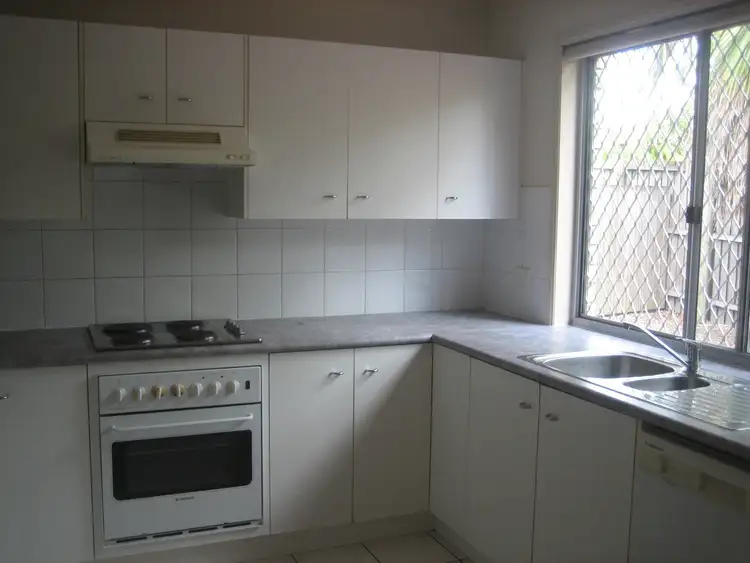 Fourth view of Homely townhouse listing, 9 Lawrence Close, Robertson QLD 4109