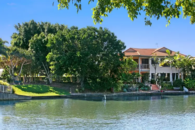 4 Masthead Quay, Noosa Waters QLD 4566