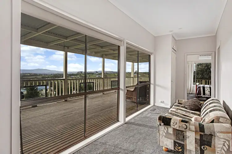 Sixth view of Homely house listing, 4 AYRES COURT, Kilmore VIC 3764