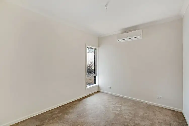 Sixth view of Homely unit listing, 4/32 RUTLEDGE STREET, Kilmore VIC 3764