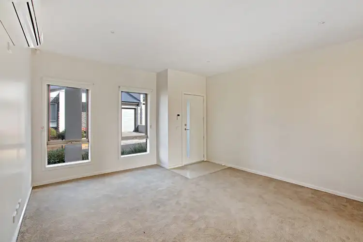 Second view of Homely unit listing, 10/32 RUTLEDGE STREET, Kilmore VIC 3764