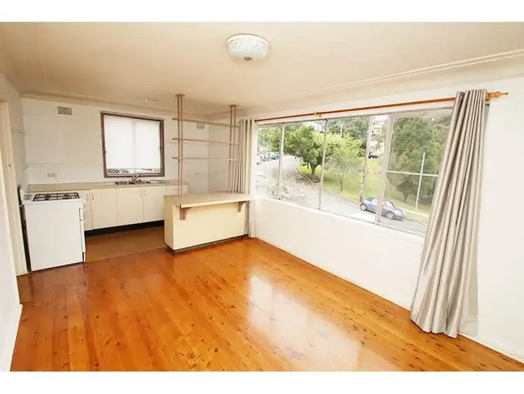 Second view of Homely unit listing, 1/9 Mosbri Crescent, The Hill NSW 2300