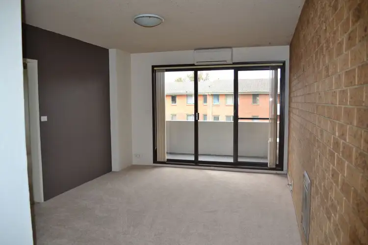 9/28 Springvale Drive, Hawker ACT 2614