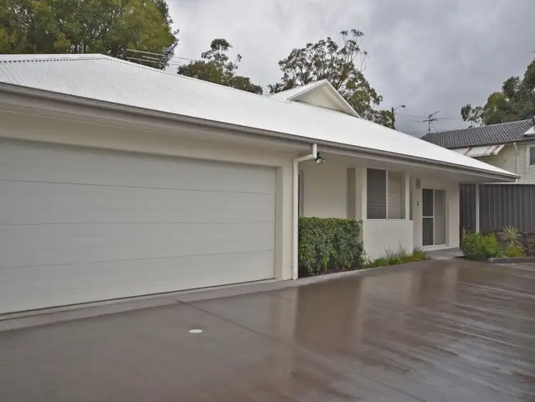Main view of Homely semi-detached listing, 3/72 Queen Street, Warners Bay NSW 2282