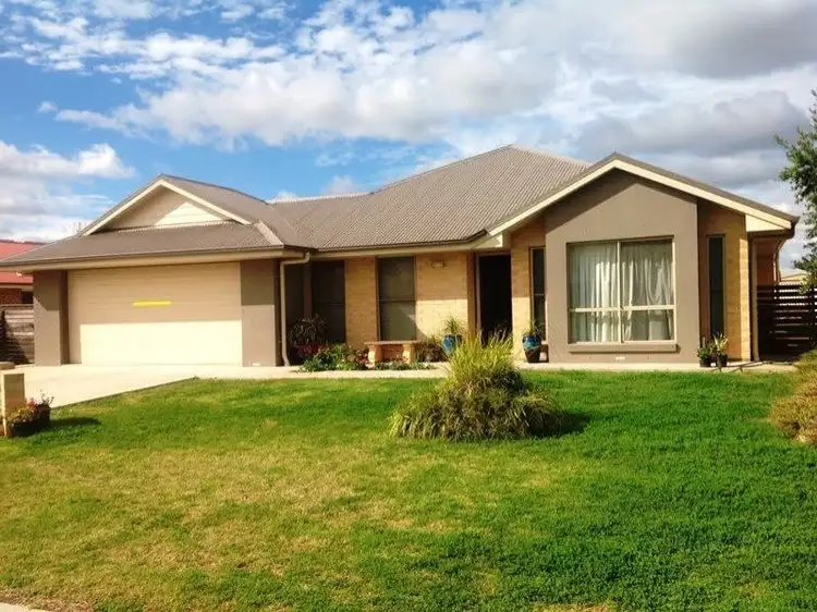 4 Lewis Street, Chinchilla QLD 4413
