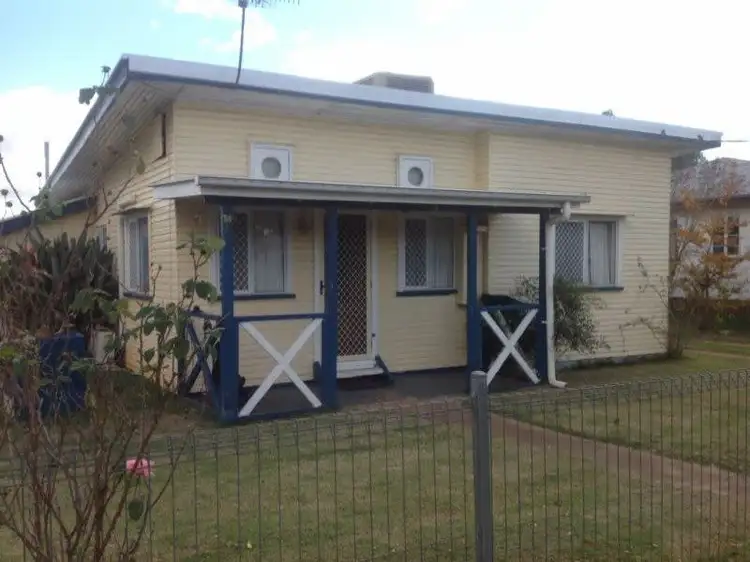 8 Mackie Street, Chinchilla QLD 4413