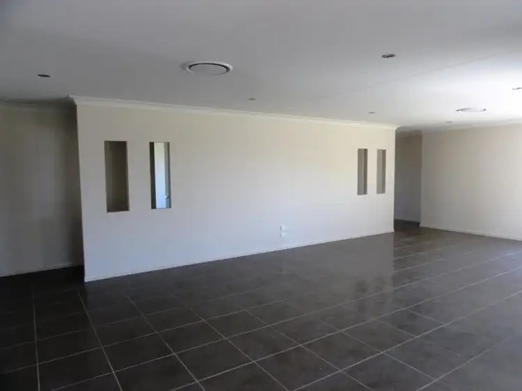 Fifth view of Homely house listing, 6 Sommerfeld Crescent, Chinchilla QLD 4413