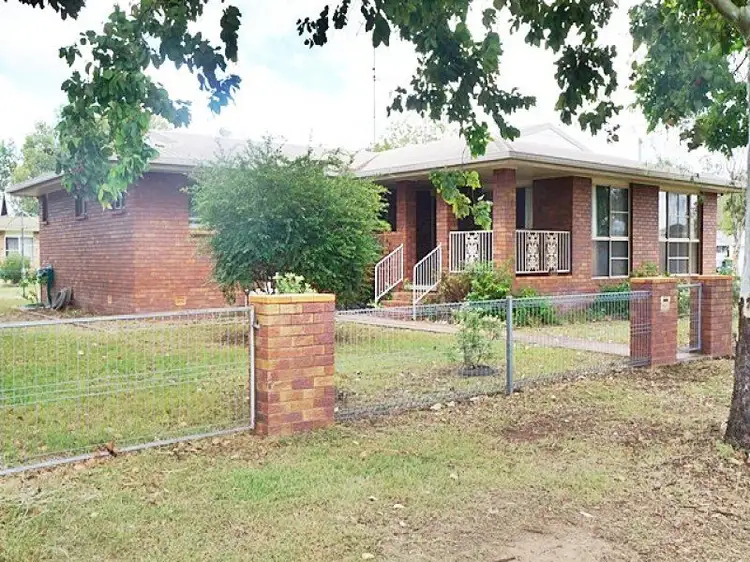 10 Fraser Street, Chinchilla QLD 4413