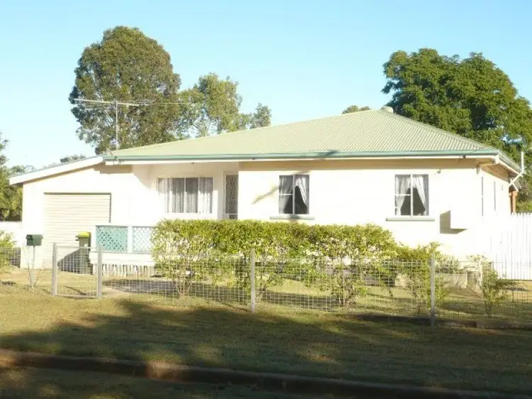 4 Sheriff Street, Chinchilla QLD 4413