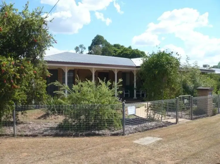8 Nowland Street, Chinchilla QLD 4413