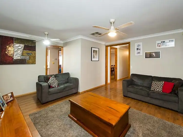 70 Southern River Road, Gosnells WA 6110