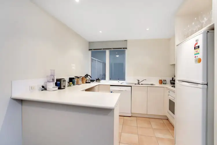 Sixth view of Homely apartment listing, 21/56 Beach Road, Hampton VIC 3188