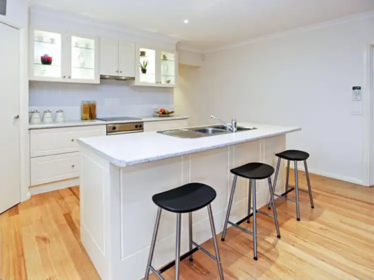 Fifth view of Homely house listing, 10 Lantana Avenue, Hamlyn Heights VIC 3215