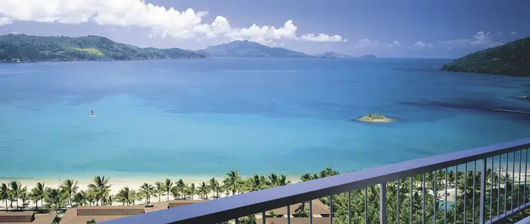 CA 1303 Whitsunday Apartment, Hamilton Island QLD 4803