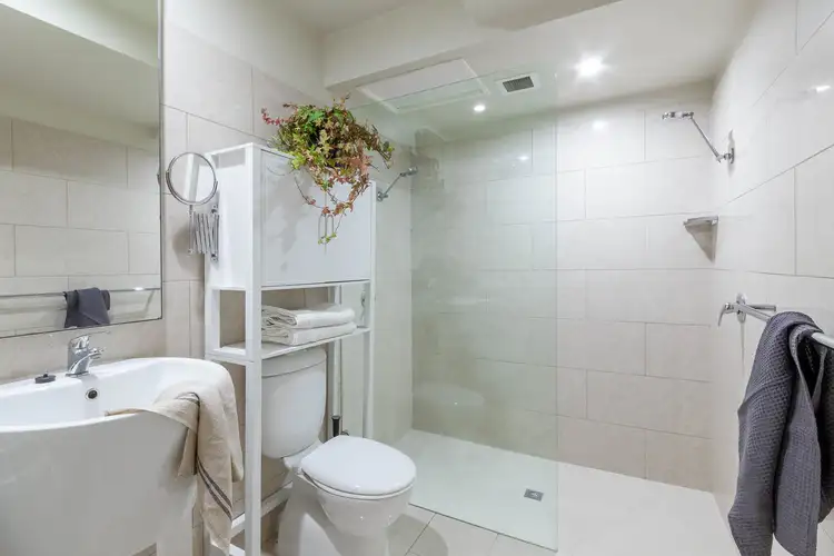 Fifth view of Homely apartment listing, 3/45 Rosslyn Street, West Melbourne VIC 3003